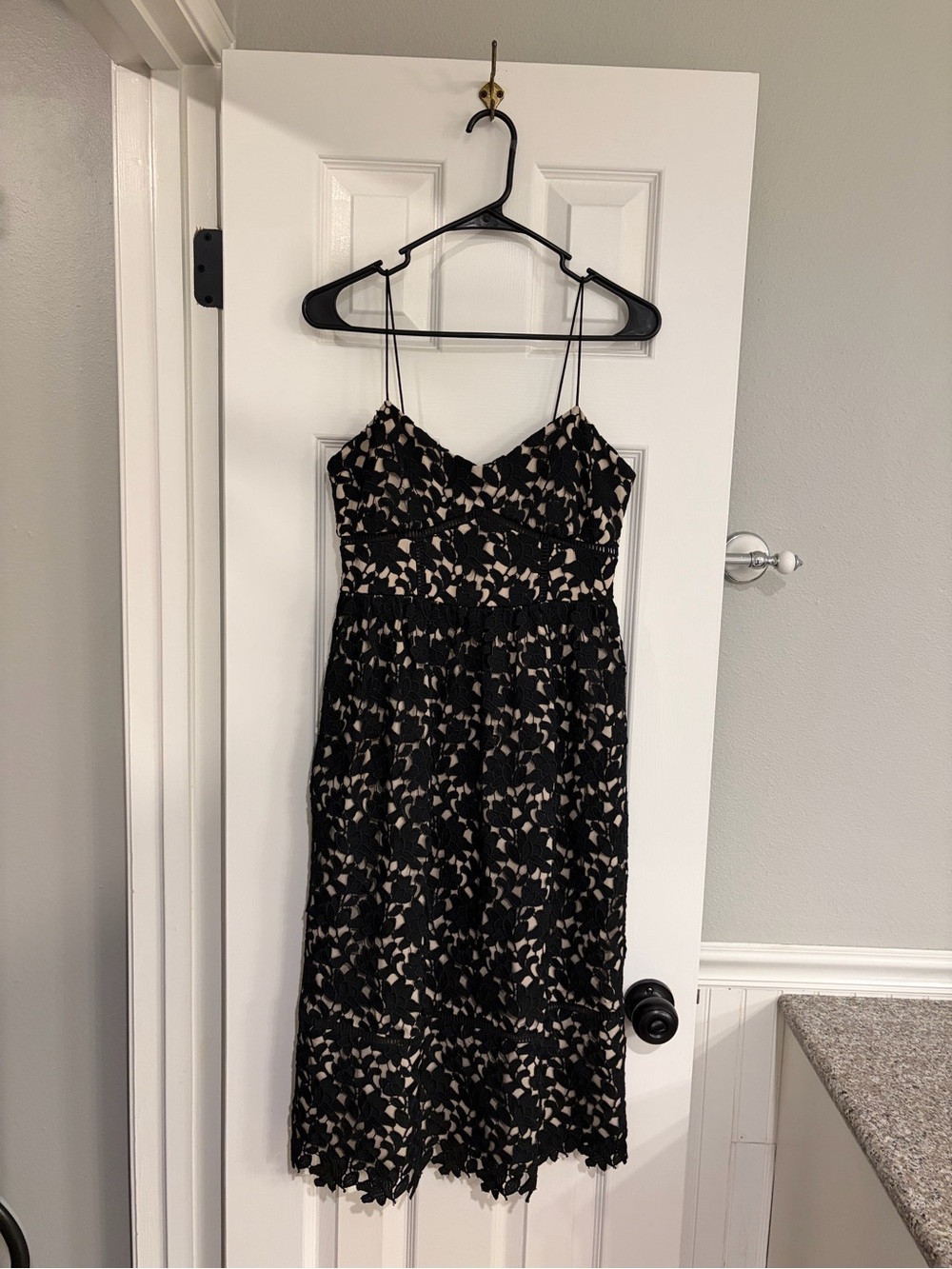Club Monaco Bolsti Black Midi Dress Size Small